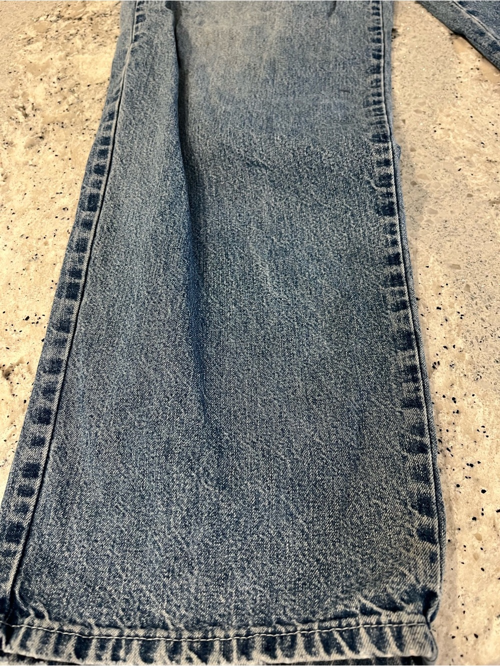 Vintage Tommy Hilfiger Men’s Washed Blue Relaxed Carpenter Jeans - Picture 7 of 11